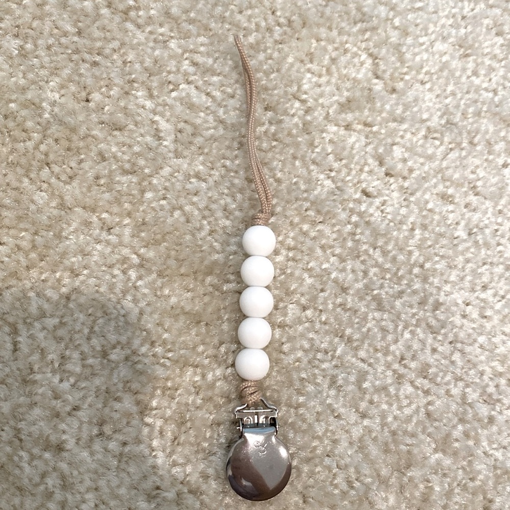 Ryan & Rose pacifier clip